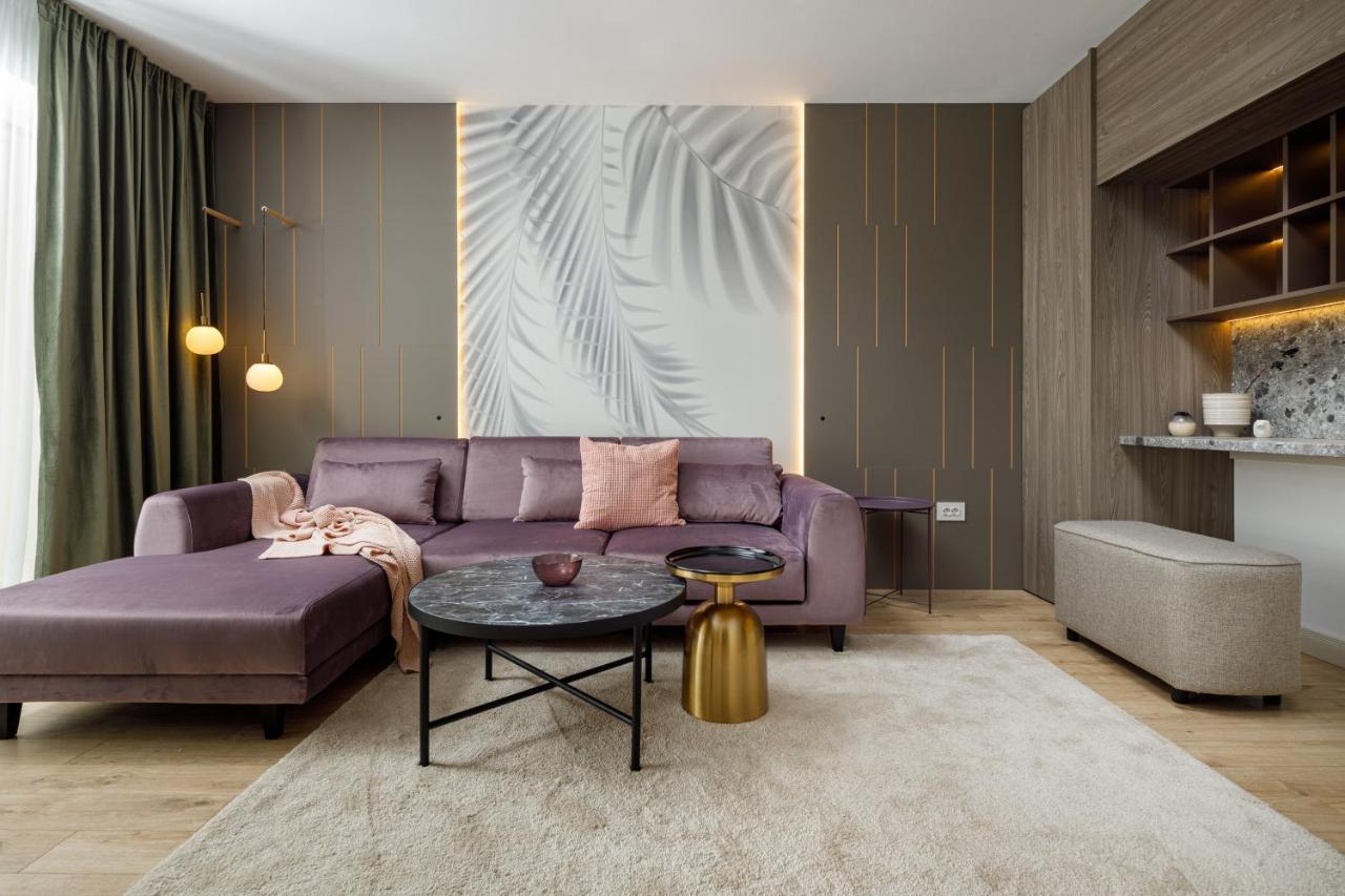 Ada Homes Coresi 707 Braşov Buitenkant foto